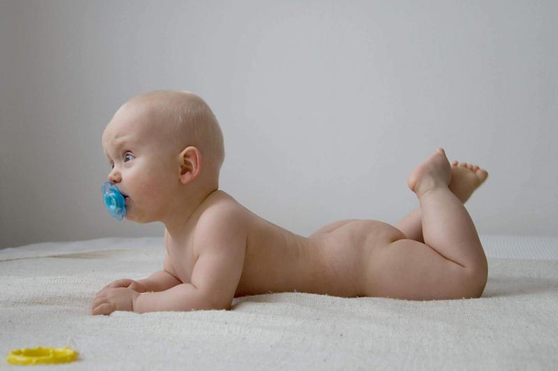 Cvičení pro děti - miminka (3-9 měsíců)