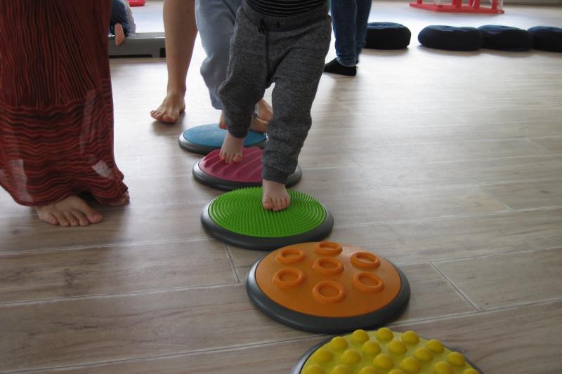 Cvičení pro děti - chodící II. (2-3 roky)